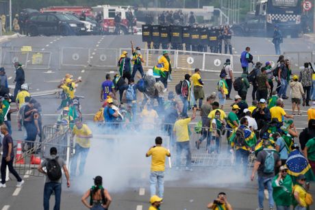 Protest u Brazilu, napad na parlament