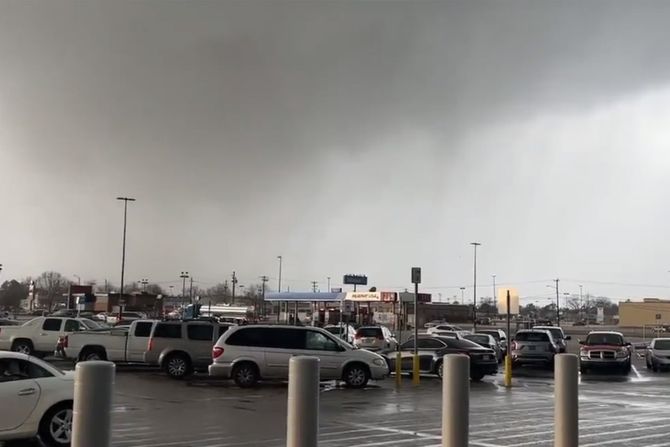 Tornado Selma Alabama