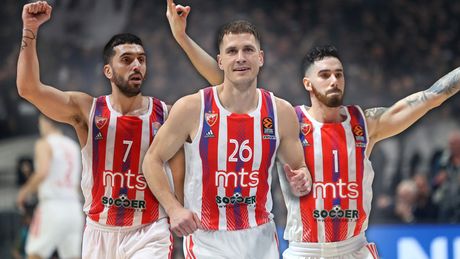 Nemanja Nedović, Fakundo Kampaco i Luka Vildoza Nemanja Nedović, Fakundo Kampaco i Luka Vildoza