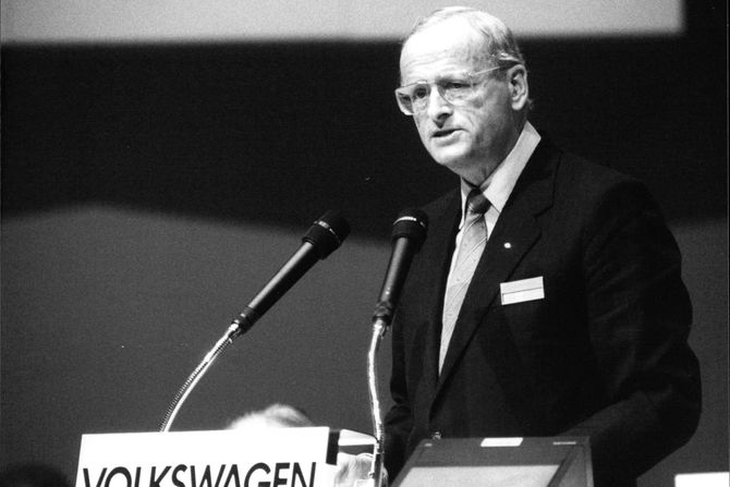 Carl Horst Hahn Carl Horst Hahn