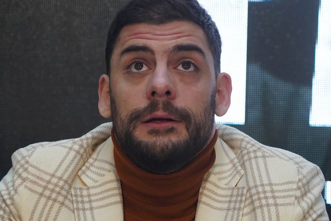 Koncerencija za medije povodom emitovanja serije "Pad" Koncerencija za medije povodom emitovanja serije "Pad"