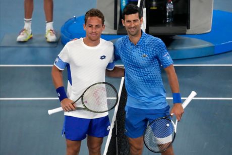 Novak Đoković, Karbaljes Baena Novak Đoković, Karbaljes Baena