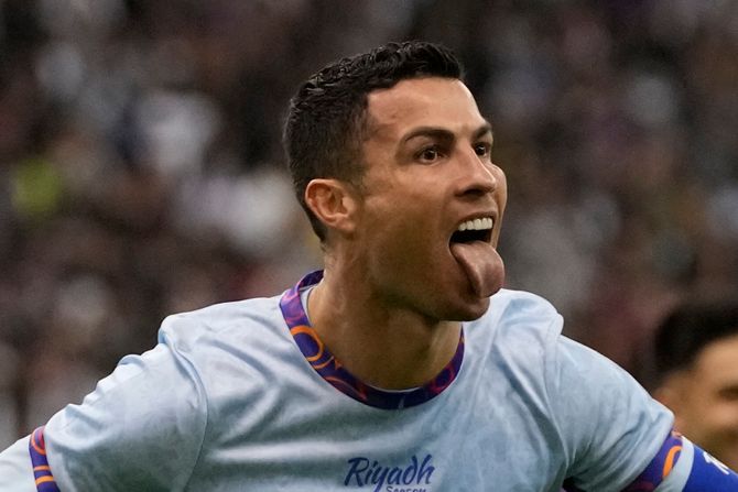 FK PSŽ FK Rijad STars Kristijano Ronaldo Lionel Mesi