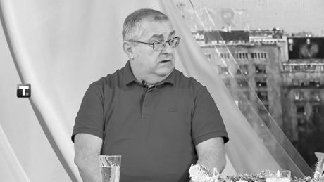 Jovan Knežević Joca ubica, Profesor matematike u Šesta beogradska gimnazija