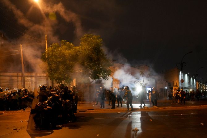 Peru Lima protest nemiri sukob