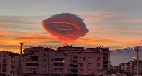 UFO oblaci, Bursa, Turska