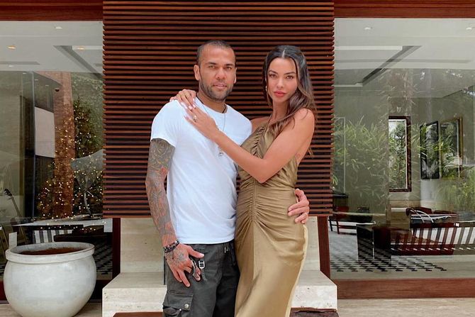 Dani Alves, Joana Sanz