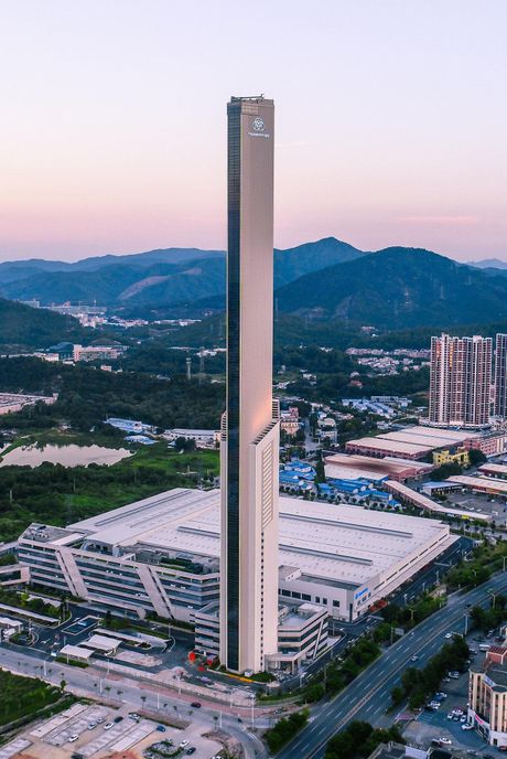 Kula soliter u Kini, ThyssenKrupp elevators test tower in Guangzhou,