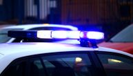 Uhapšen tinejdžer kod Raške: Pokušao da pobegne policiji, pa sleteo s puta, u autu nosio drogu