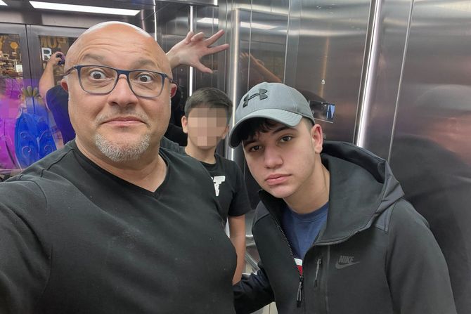 Milan Jovanović Strongmen, sin Ivan Milan Jovanović Strongmen, sin Ivan