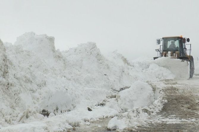 Sneg, Ivanjica, putari