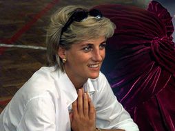 Princeza Dajana Diana haljina aukcija