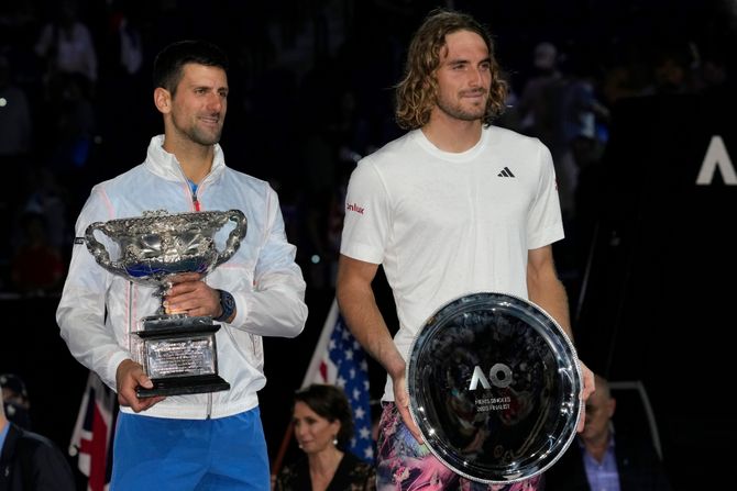Novak Đoković, Australijan open 2023, Stefanos Cicipas pehar Novak Đoković, Australijan open 2023, Stefanos Cicipas pehar