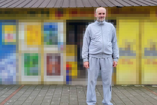 "Ćerka na jesen kreće na fakultet": Prvi stan u nagradnoj igri nije mogao da ode u bolje ruke "Ćerka na jesen kreće na fakultet": Prvi stan u nagradnoj igri nije mogao da ode u bolje ruke