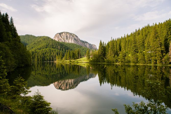 Crveno jezero, Karpati, Rumunija