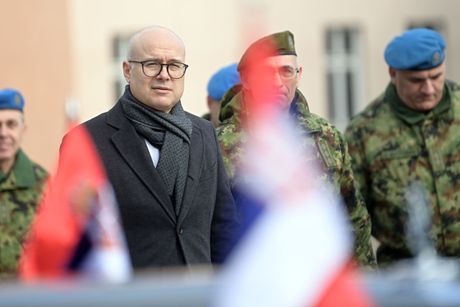 Miloš Vučević obišao je Gardu Garda  Vojske Srbije u kasarni Dedinje