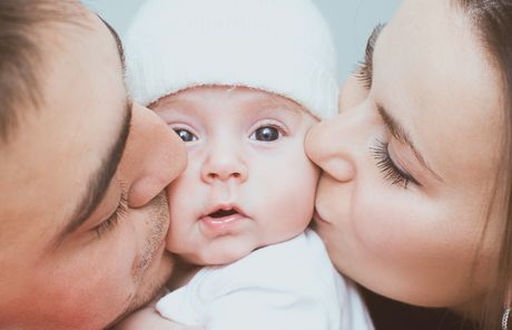 beba, roditelji, mama, tata, sin ,ćerka