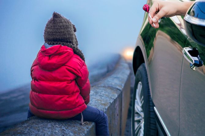 Kidnapovanje dete devojčica auto kola