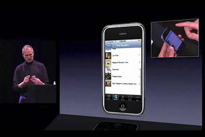 Stiv Džobs i prvi iPhone