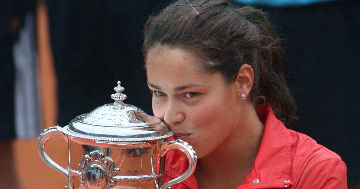 Ana Ivanović told a hit anecdote after the famous RG final: "They had to wear my dress, the police..."