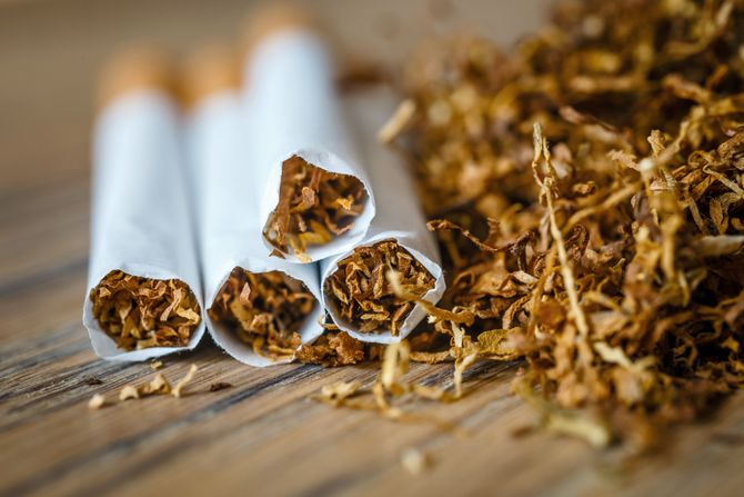 Cigarete duvan Cigarete duvan