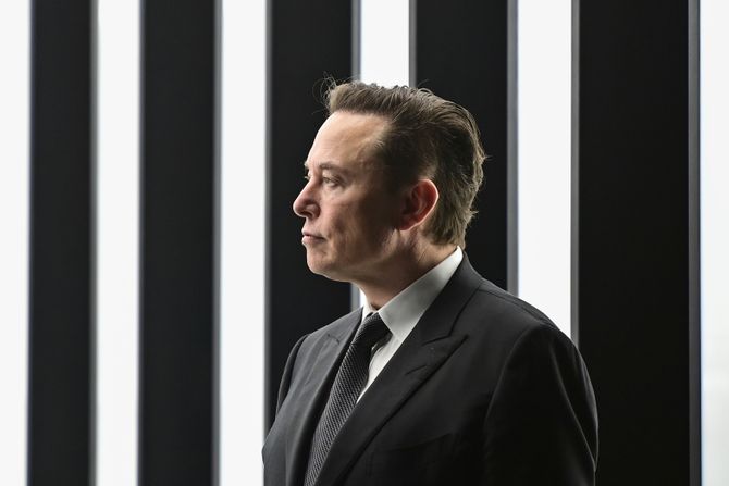 Elon Musk, Ilon Mask