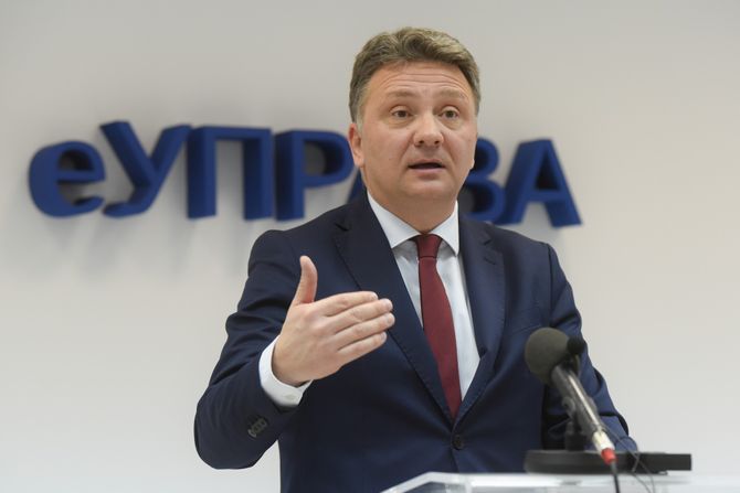 Mihailo Jovanovic, Ministar informisanja i telekomunikacija u Vladi Republike Srbije Mihailo Jovanovic, Ministar informisanja i telekomunikacija u Vladi Republike Srbije