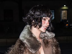 Emily Ratajkowski, Emili Ratjkovski