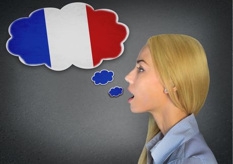 francuski jezik, žena govori francuski