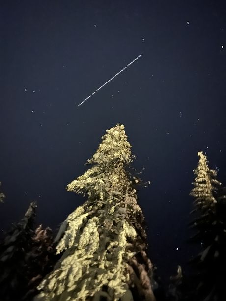 Neobična svetlost nebo Kopaonik Neobična svetlost nebo Kopaonik