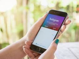 Mobilni telefon društvene mreže Instagram