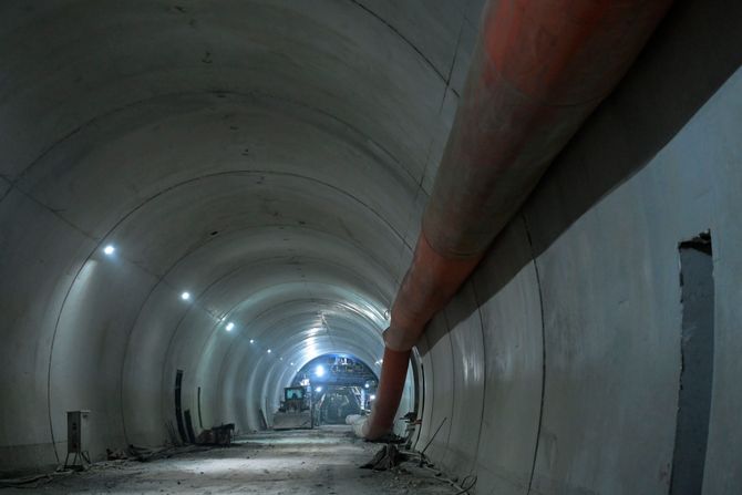 Tunel Laz, radovi na deonici puta Preljina Požega Tunel Laz, radovi na deonici puta Preljina Požega