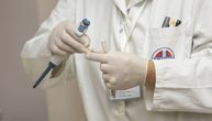 Egzodus zdravstvenih radnika iz Britanije: Nezadovoljni lekari beže u Australiju i Emirate