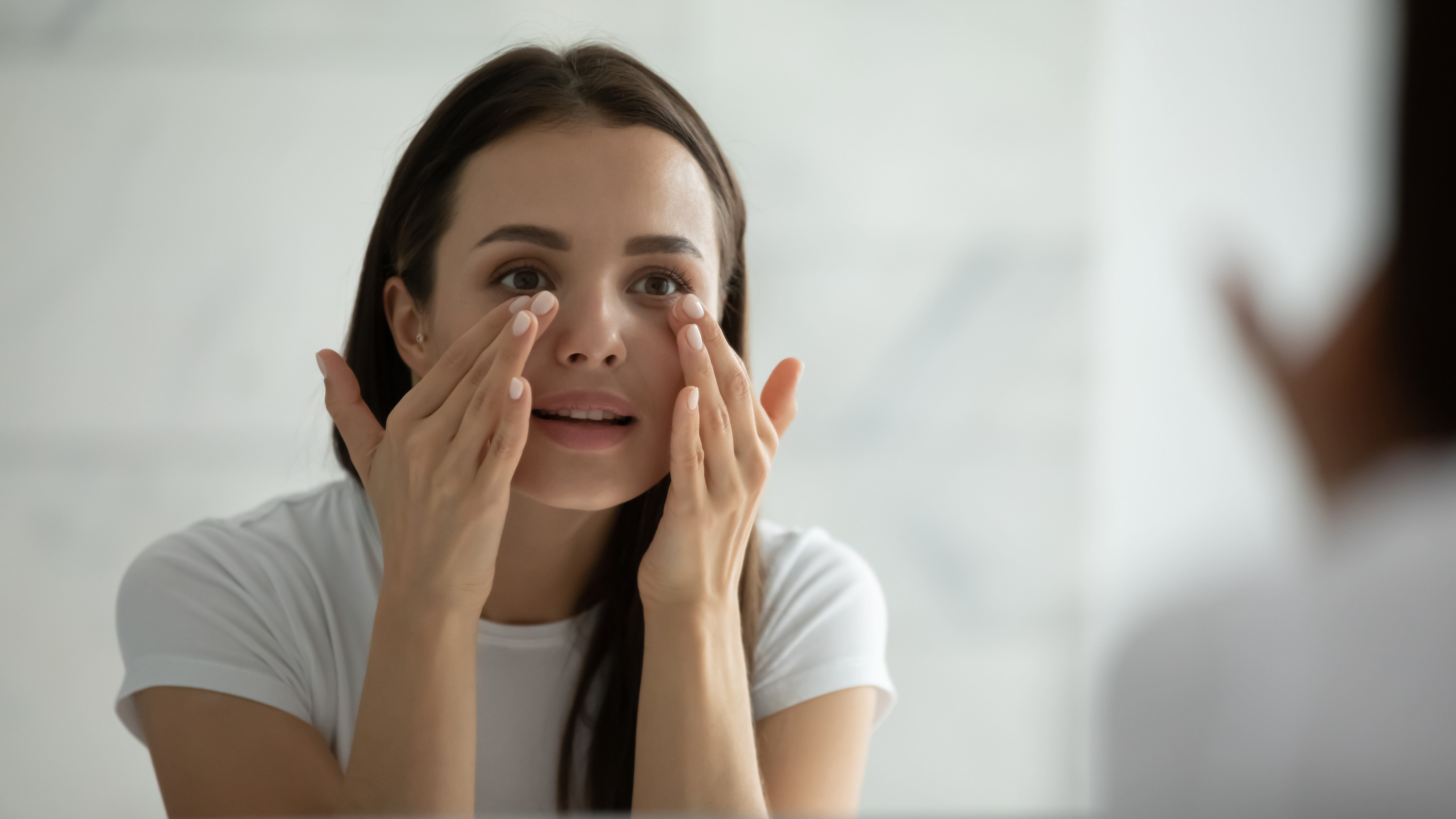 Mislite da više retinola znači bolji efekat? Dermatolozi otkrivaju koliko je zaista potrebno za celo lice