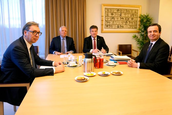 Aleksandar Vučić, Žozep Borelj, Miroslav Lajčak i Aljbin Kurti Aleksandar Vučić, Žozep Borelj, Miroslav Lajčak i Aljbin Kurti