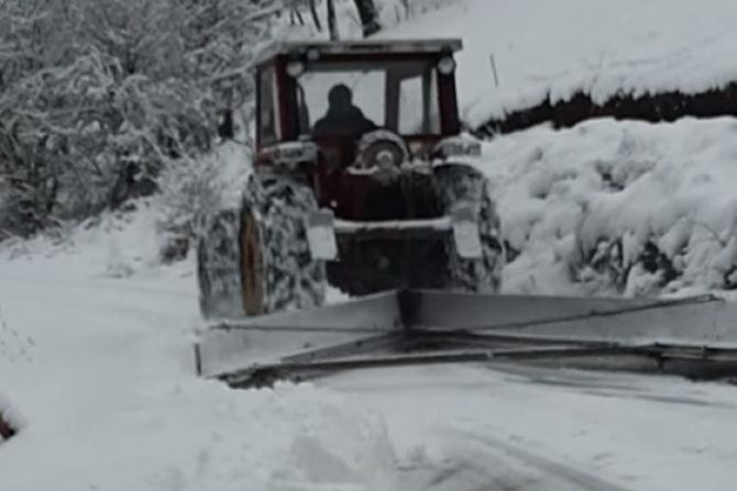 Sneg, snežne padavine, padavine, Ivanjica,