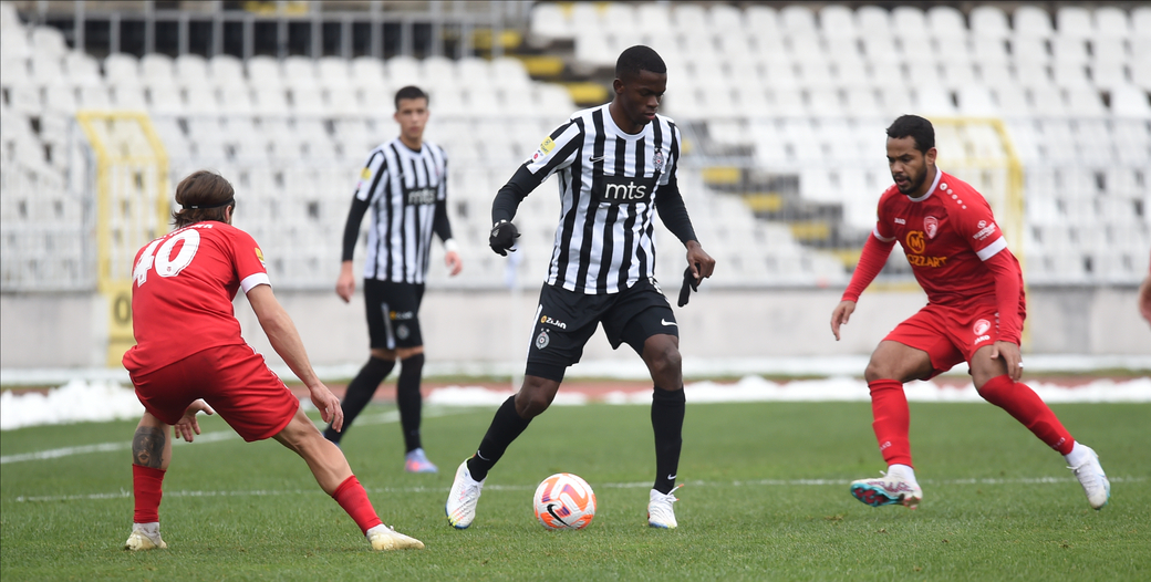 FK Radnicki 1923 Kragujevac 0-4 FK Partizan Belgrad :: Resumos