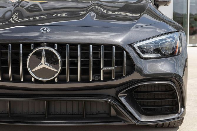 Mercedes Benz AMG GT 63S