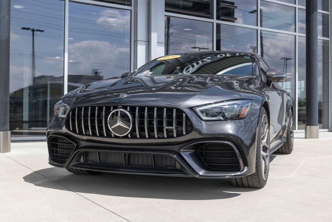 Mercedes Benz AMG GT 63S