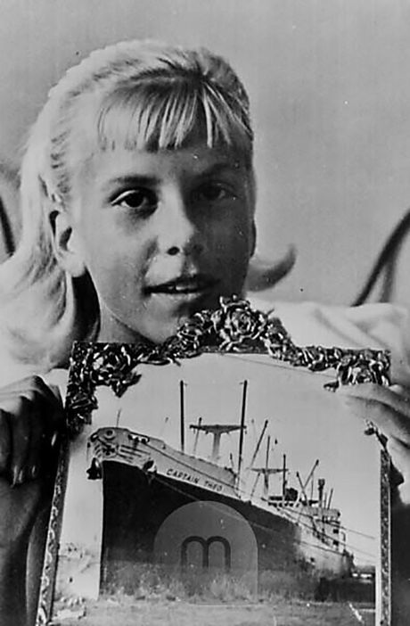 Bluebelle, Terry Jo Duperrault,