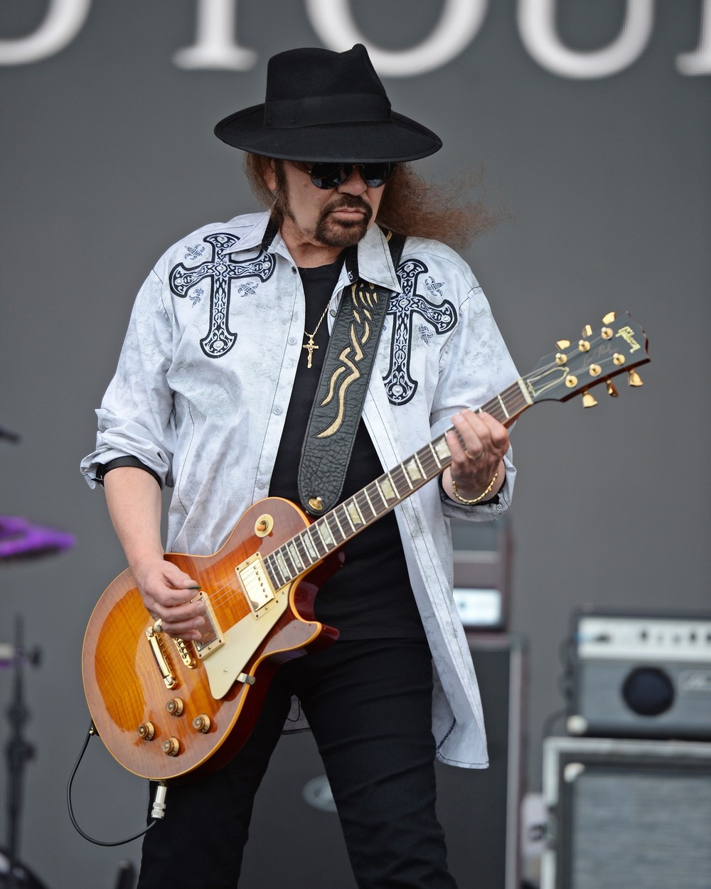 Preminuo Geri Rosington, gitarista i osnivač grupe 
