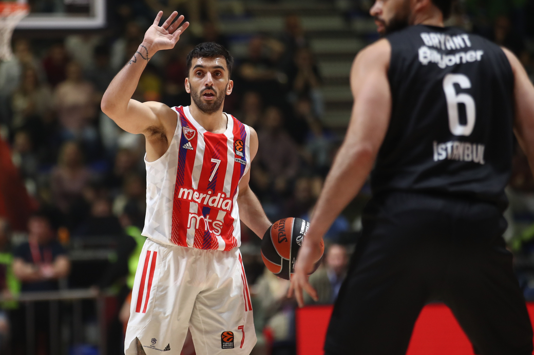 Crvena zvezda mts poražena od Anadolu EFES-a - KK Crvena zvezda