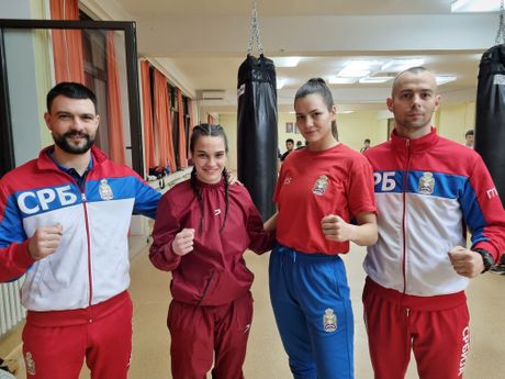 BOKS-SP-SRBIJA, Srpske bokserke, SP Indija, Ćirković i Janićijević za medalju