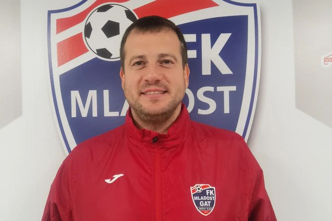 Nenad Lalatović, Mladost GAT