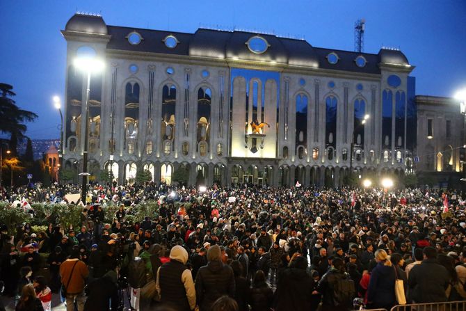 Gruzija protest