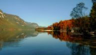 Podno čuvenog slovenačkog nacionalnog parka ugnezdilo se i jedno jezero nestvarne lepote