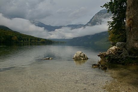 Bohinjsko jezero, Triglav, Slovenija Bohinjsko jezero, Triglav, Slovenija