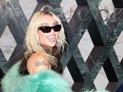 Miley Cyrus Majli Sajrus