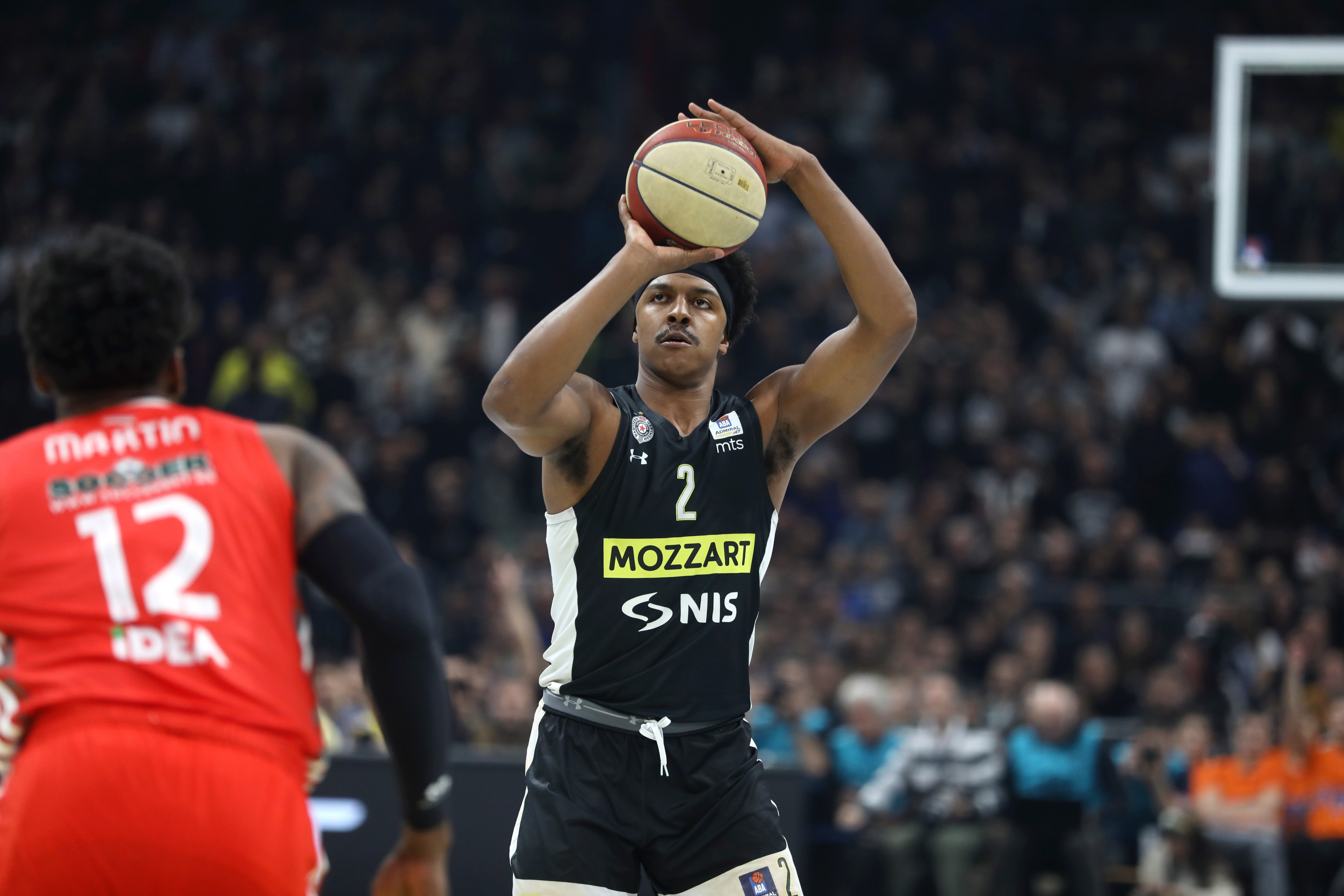 Navijači Partizana u delirijumu, Zek Ledej se vraća u redove crno-belih, sve zbog košarkaša crveno-belih?