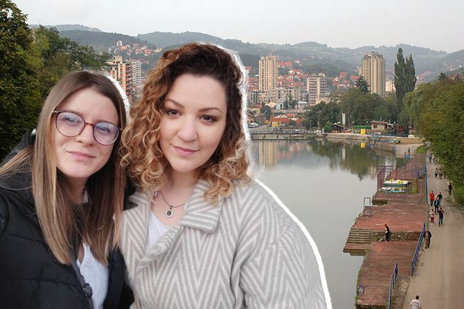 Ivana Miladinović i Marina Starčević reka Đetinja